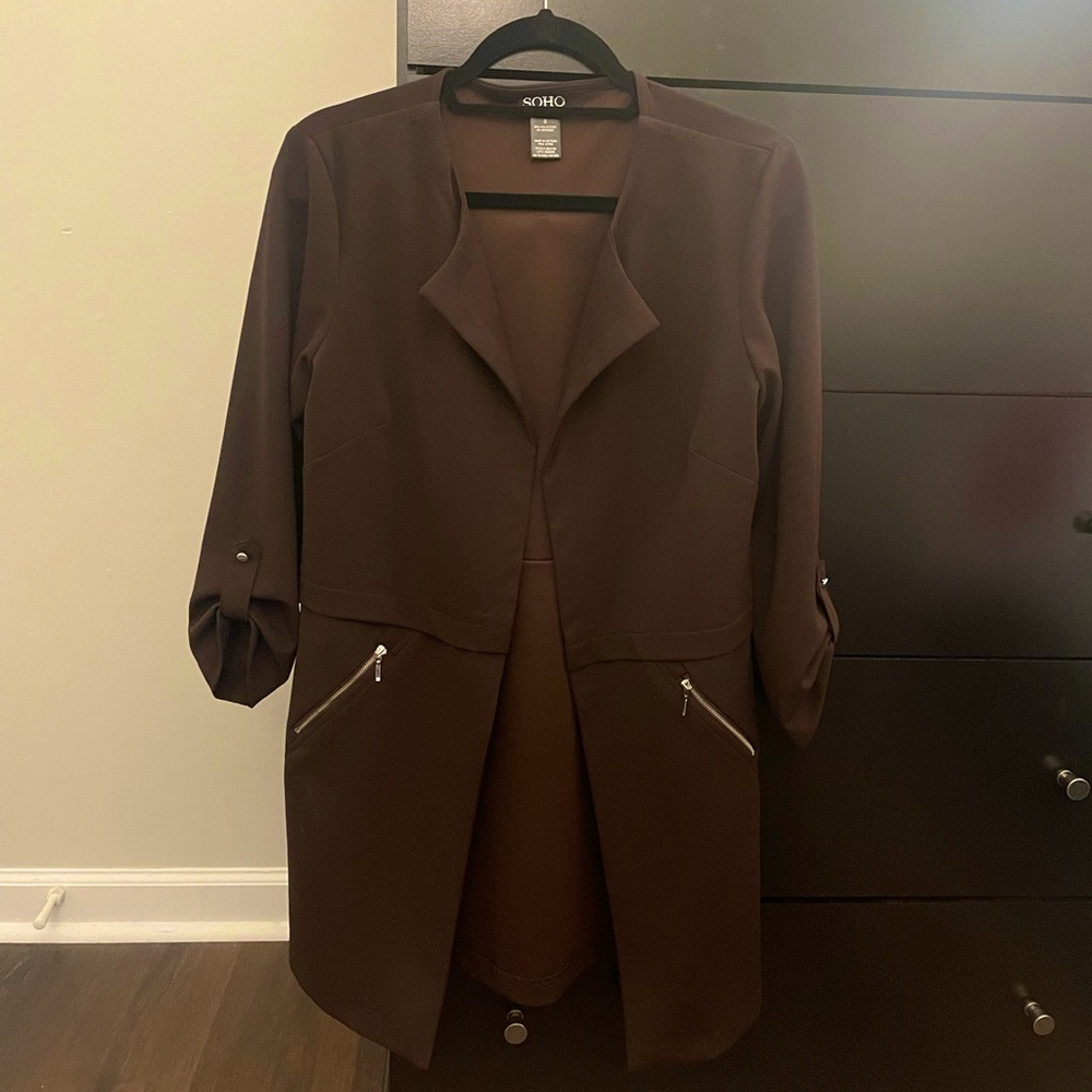 Long brown coat with silver hardware